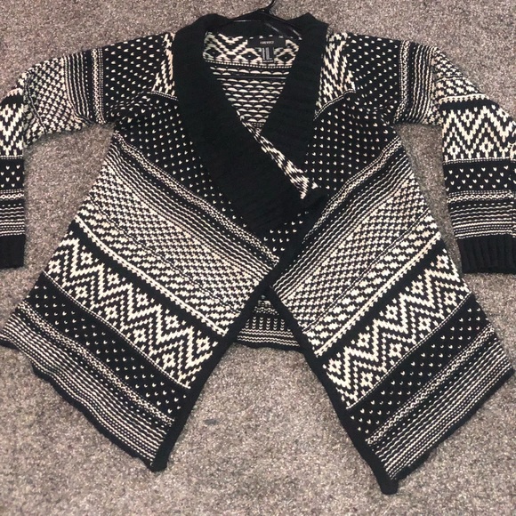 Printed Open Front Cardigan Sweater - Picture 5 of 5